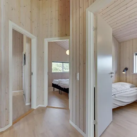 Iorund - 550m From The Sea By Interhome Dom wakacyjny
